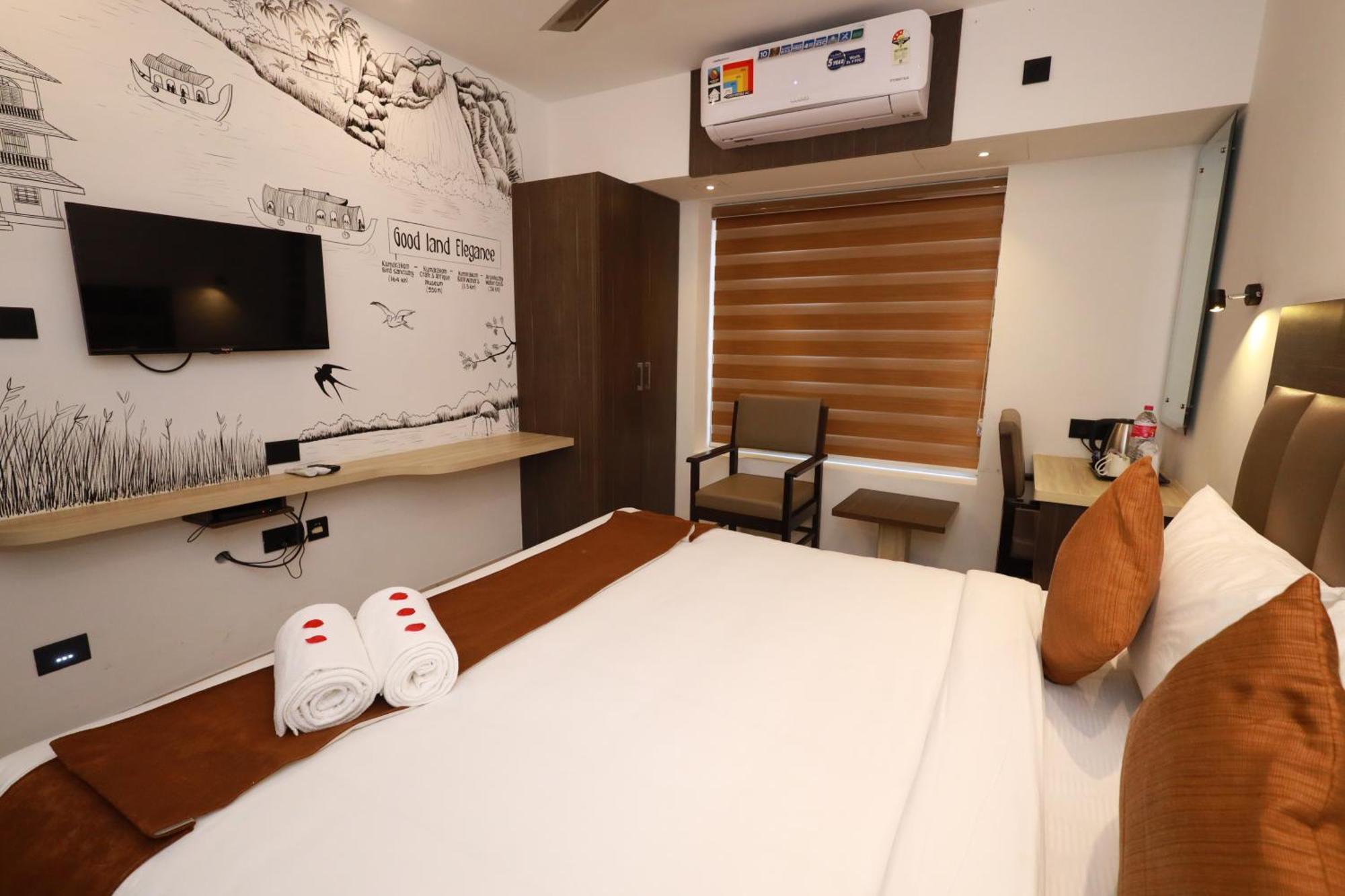 Goodland Elegance Hotel Thiruvananthapuram Ngoại thất bức ảnh